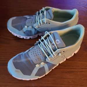 On Women's Cloud Sneaker